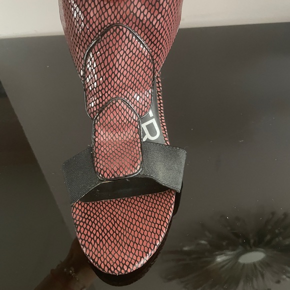 Kelsi Dagger Elin Open Toe Wedge Sandals, Sz 9 - Picture 5 of 6